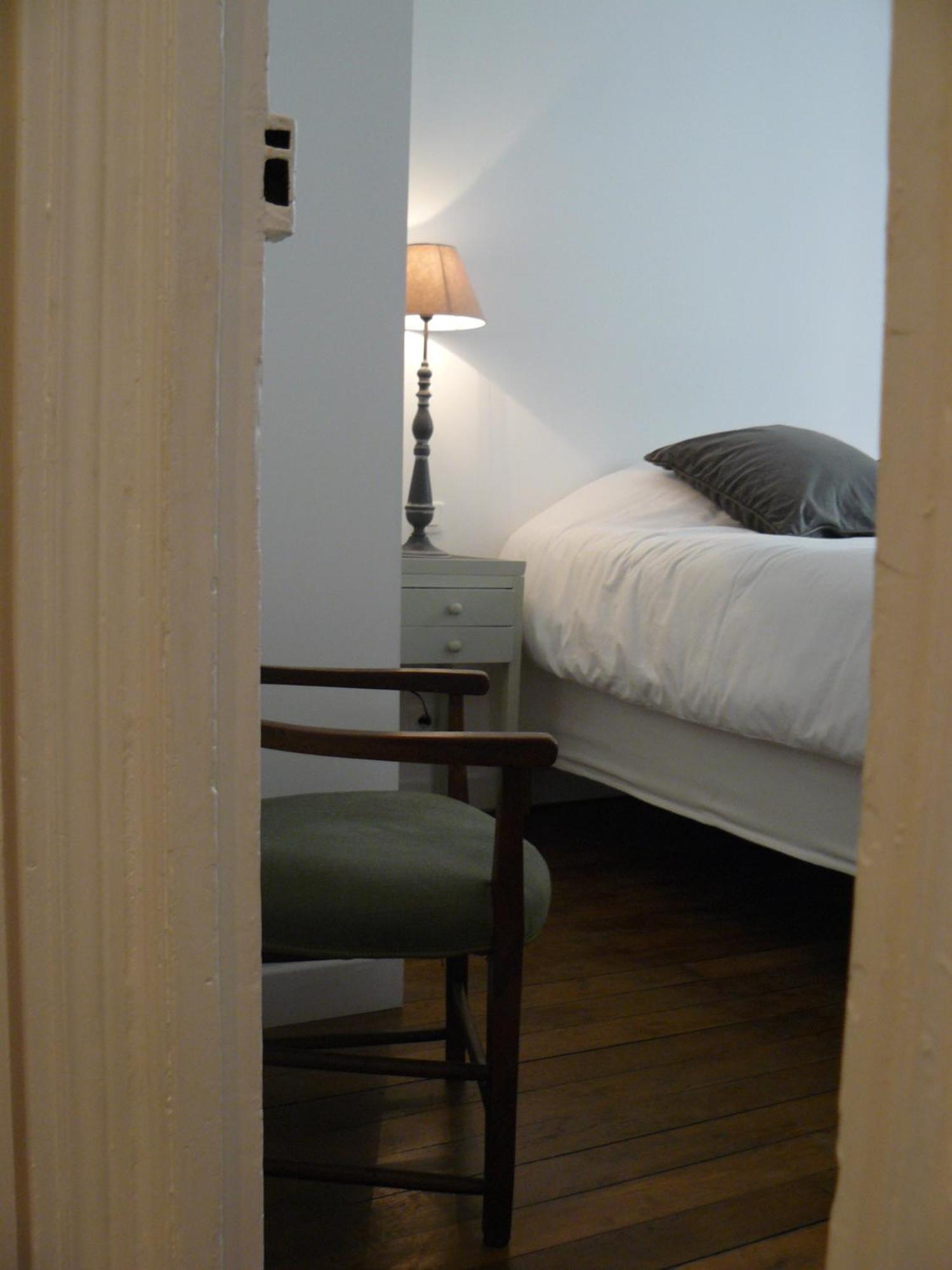 Bed and Breakfast La Cour Du 5Eme - Chambre D'Hotes Paris Exterior foto