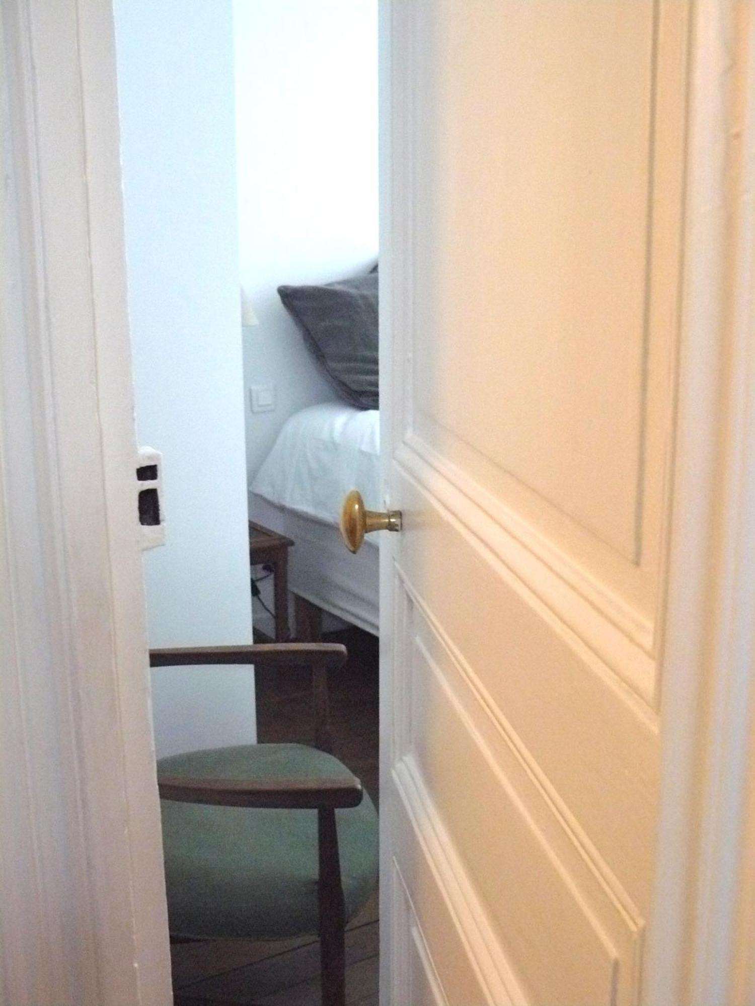 Bed and Breakfast La Cour Du 5Eme - Chambre D'Hotes Paris Exterior foto