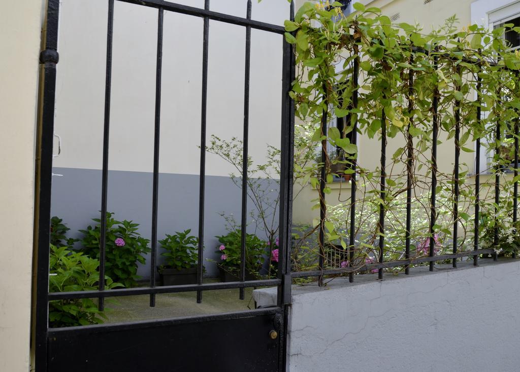 Bed and Breakfast La Cour Du 5Eme - Chambre D'Hotes Paris Exterior foto